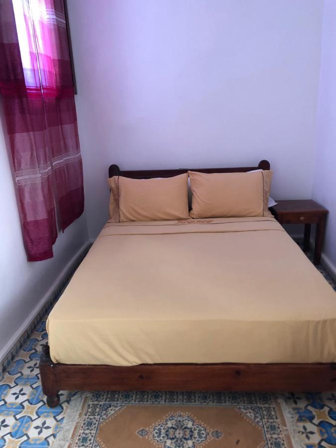 צ'פצ'אוונה Hotel Nisrine מראה חיצוני תמונה